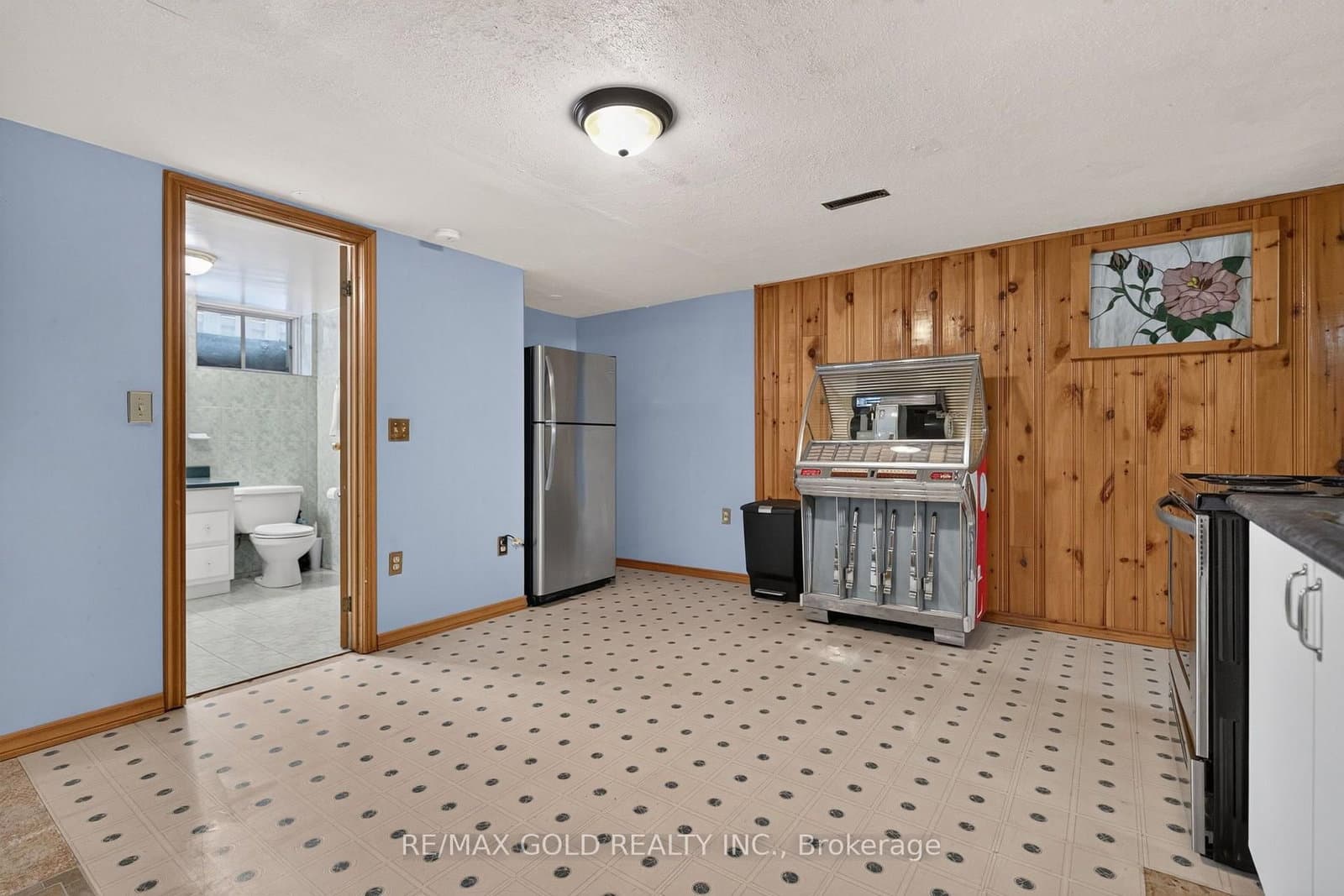 182 Mcmurchy Avenue S thumbnail 38