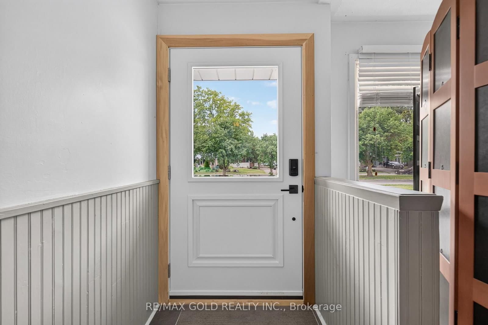 182 Mcmurchy Avenue S thumbnail 6