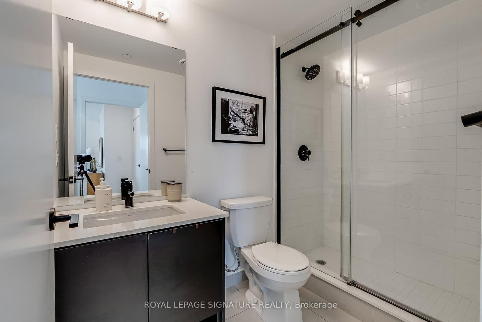 2300 St. Clair Avenue W, Unit 517 thumbnail 12