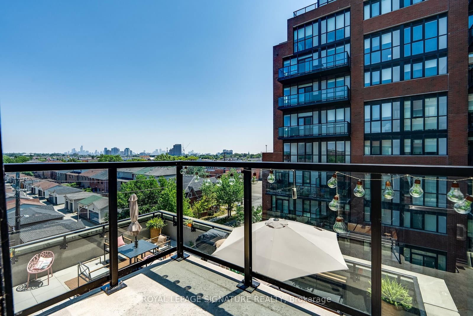2300 St. Clair Avenue W, Unit 517 thumbnail 19