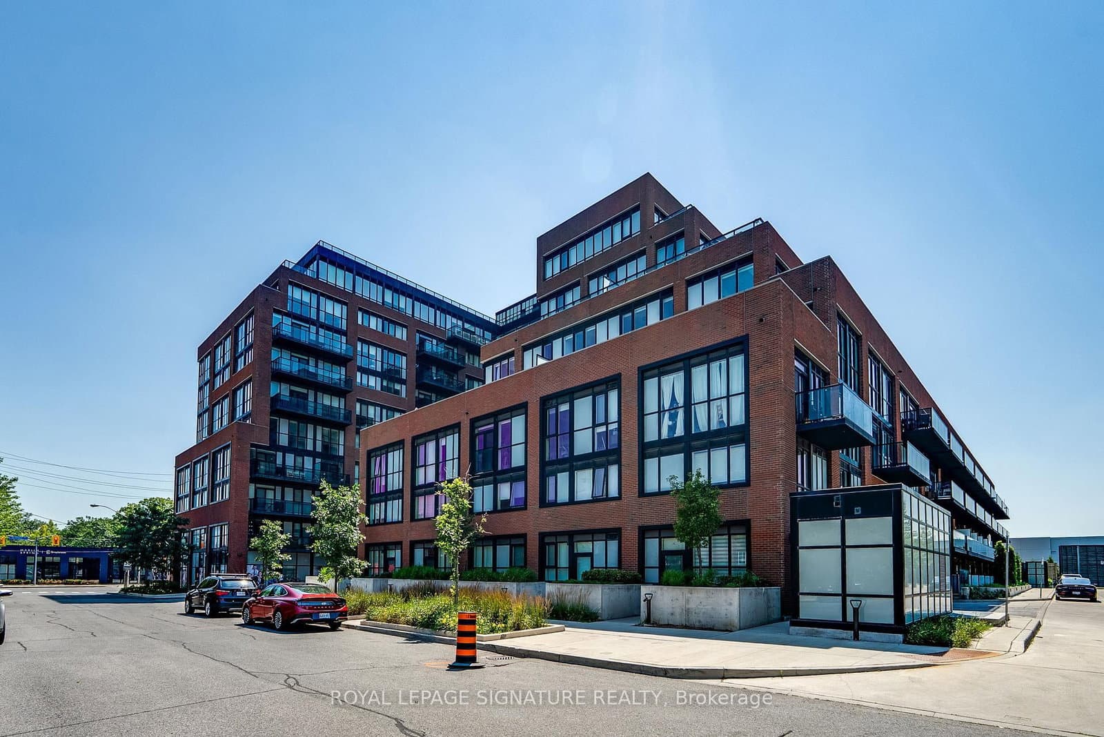 2300 St. Clair Avenue W, Unit 517 thumbnail 23