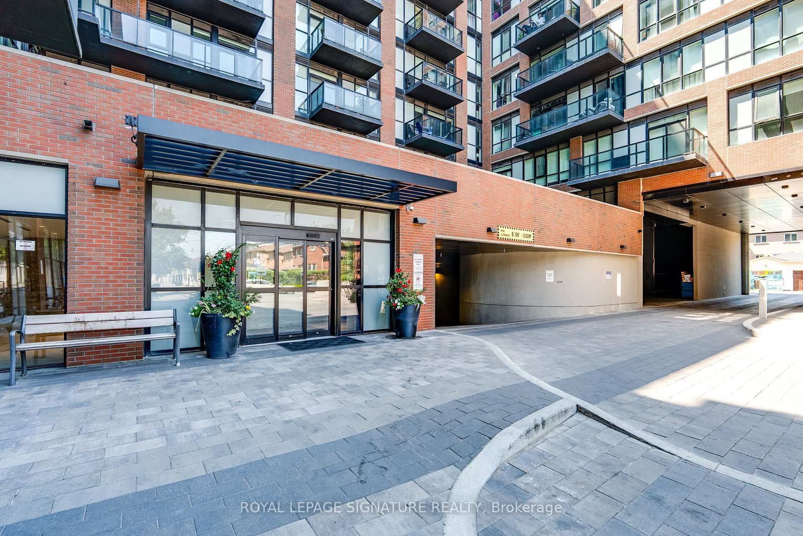 2300 St. Clair Avenue W, Unit 517 thumbnail 24