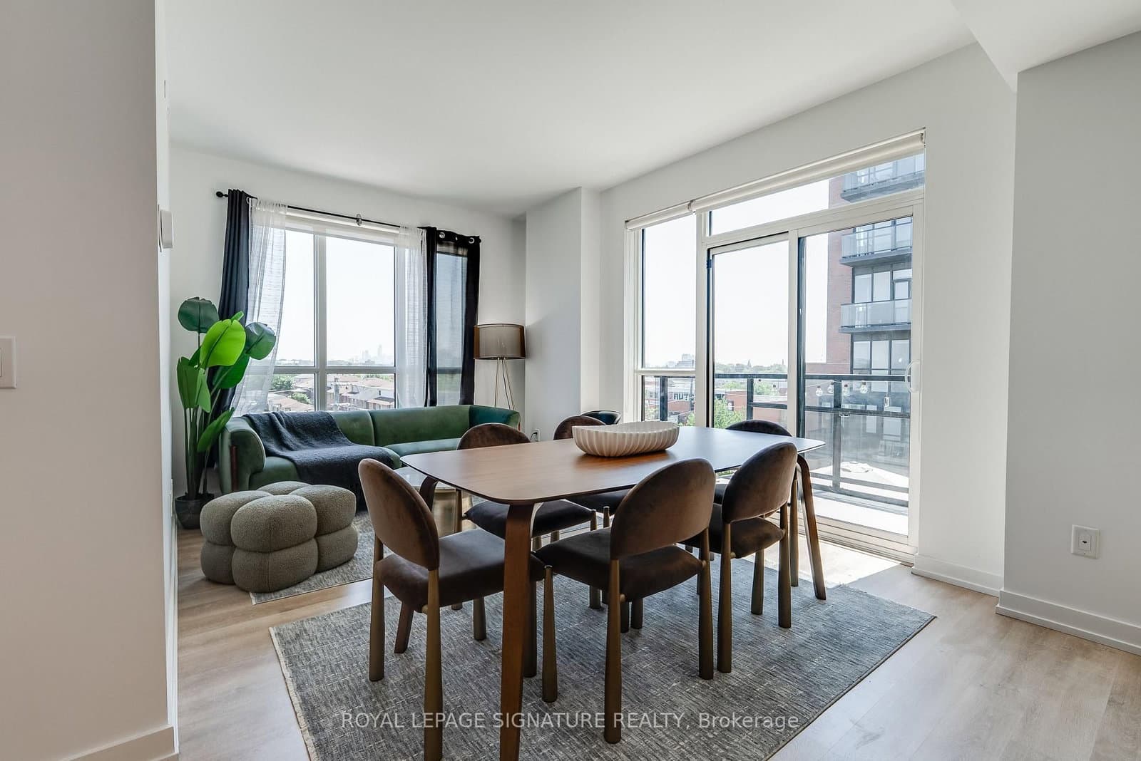 2300 St. Clair Avenue W, Unit 517 thumbnail 7