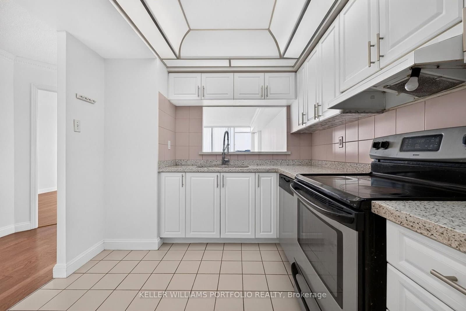 24 Hanover Road, Unit 1008 thumbnail 14