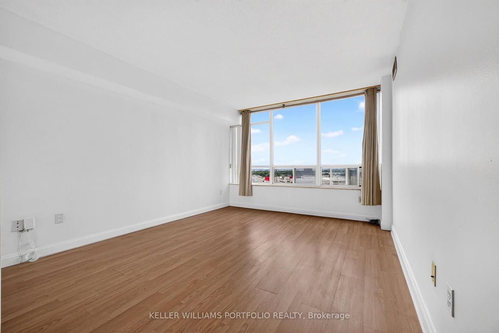 24 Hanover Road, Unit 1008 thumbnail 17
