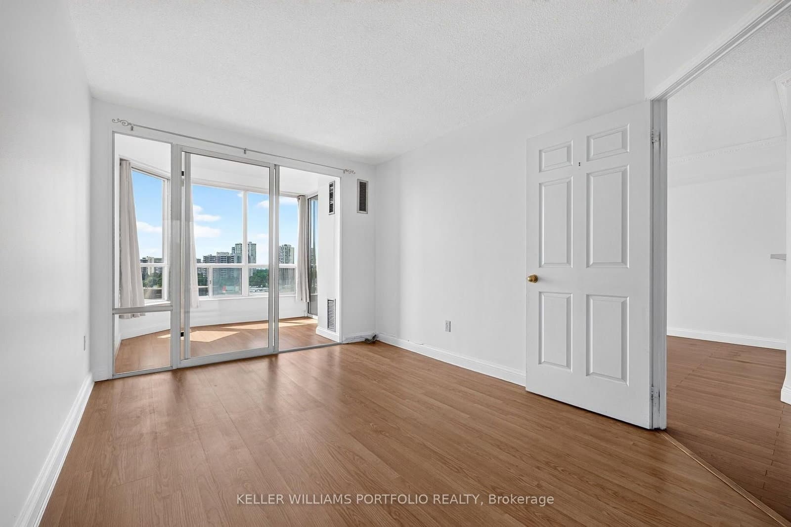 24 Hanover Road, Unit 1008 thumbnail 28