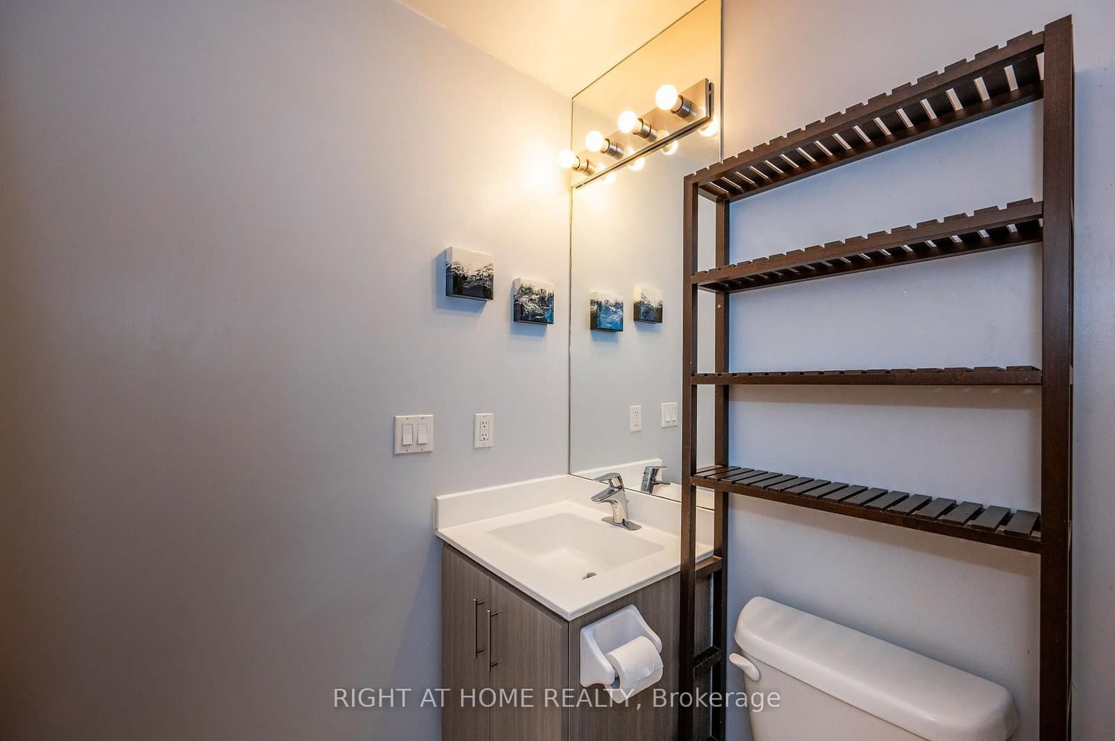 15 James Finlay Way, Unit 917 thumbnail 16