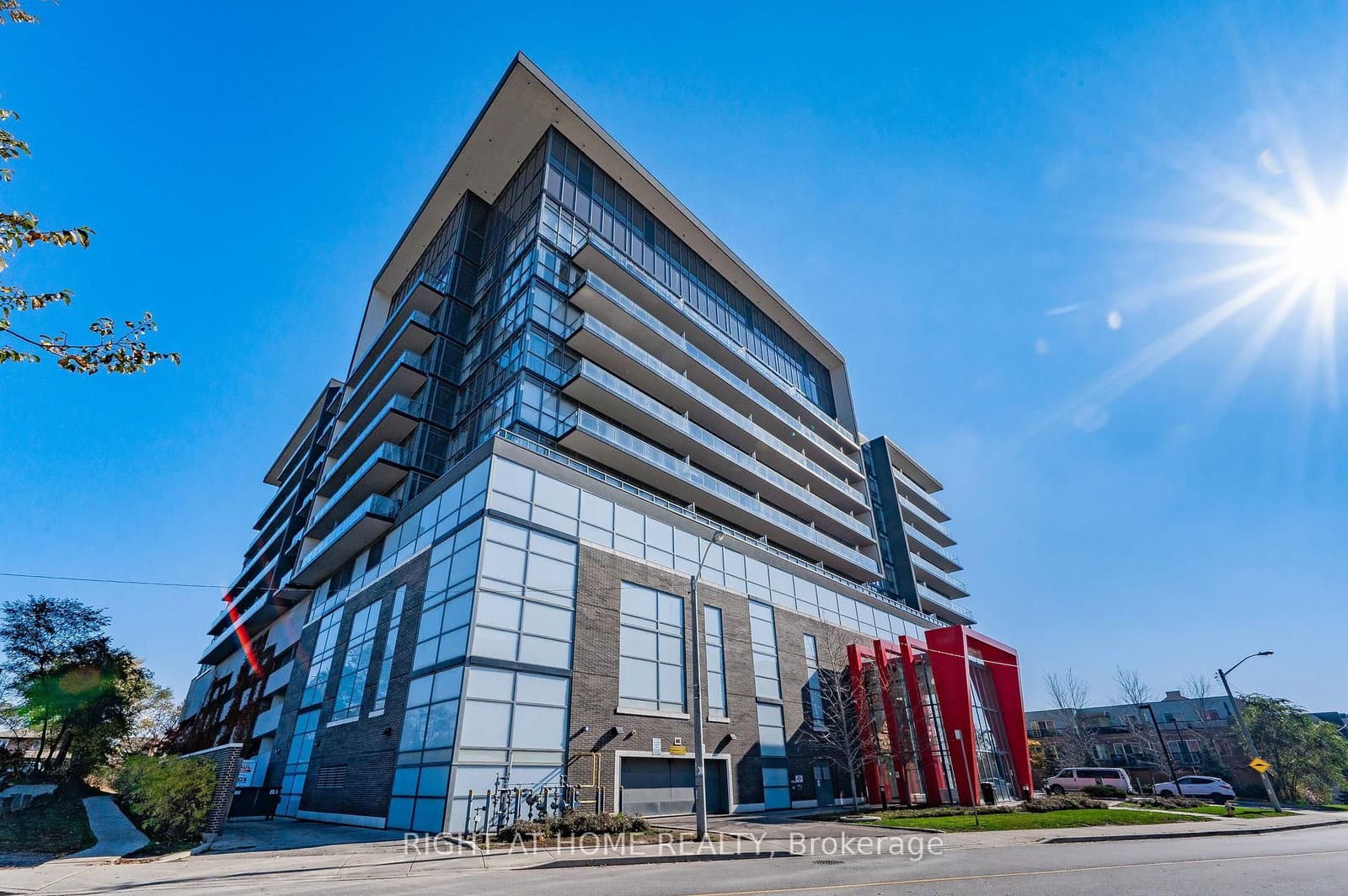 15 James Finlay Way, Unit 917 thumbnail 21