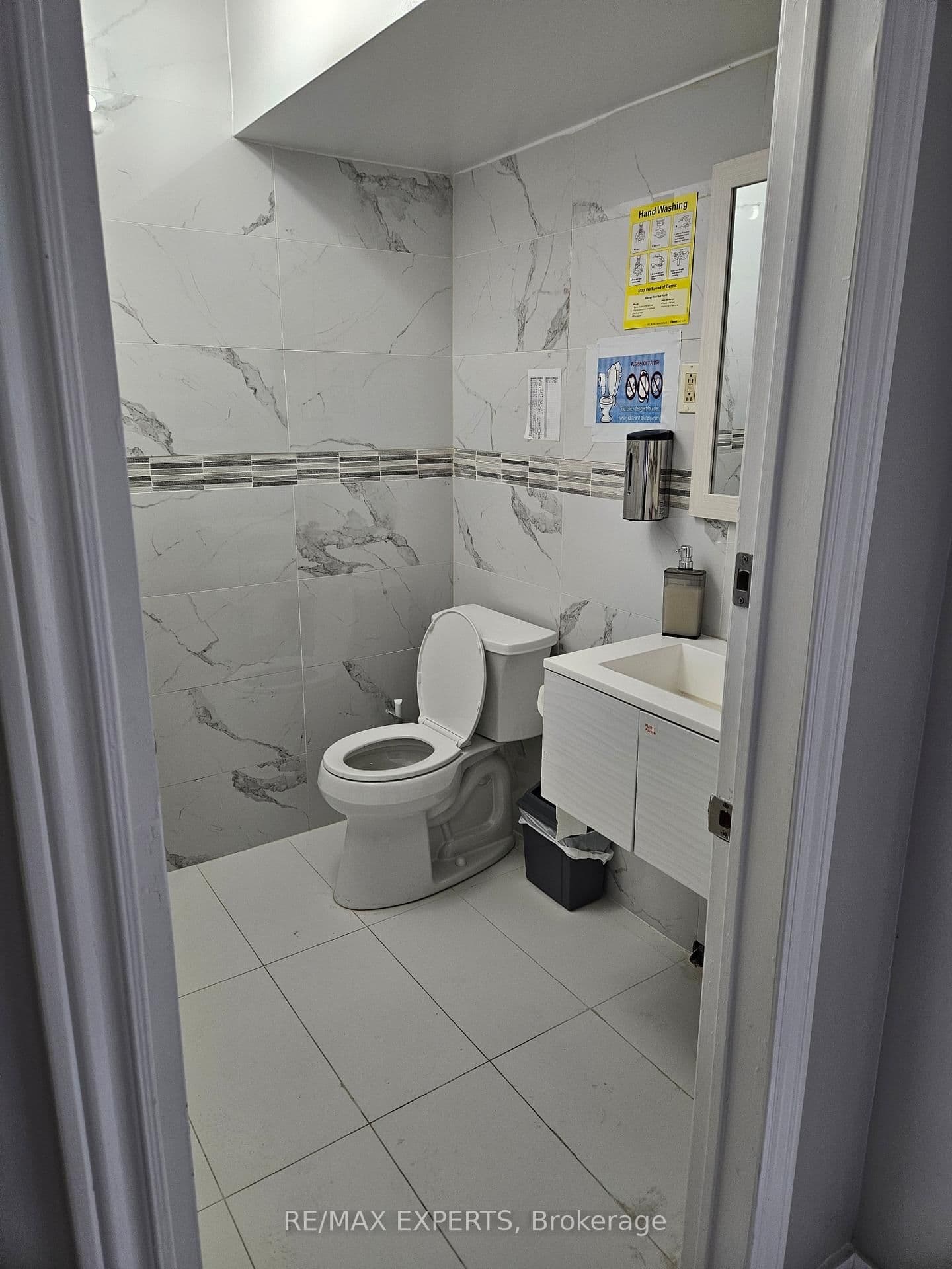 1270 Finch Avenue W, Unit 2 thumbnail 18