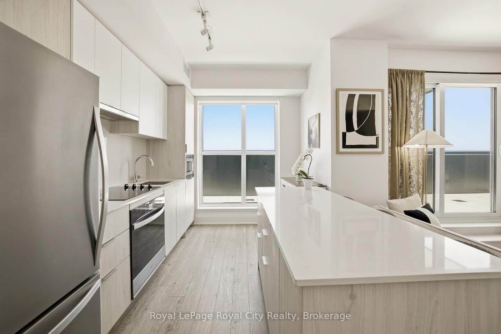 3071 Trafalgar Road, Unit 604 thumbnail 11
