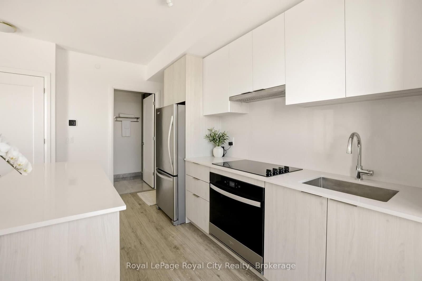 3071 Trafalgar Road, Unit 604 thumbnail 14