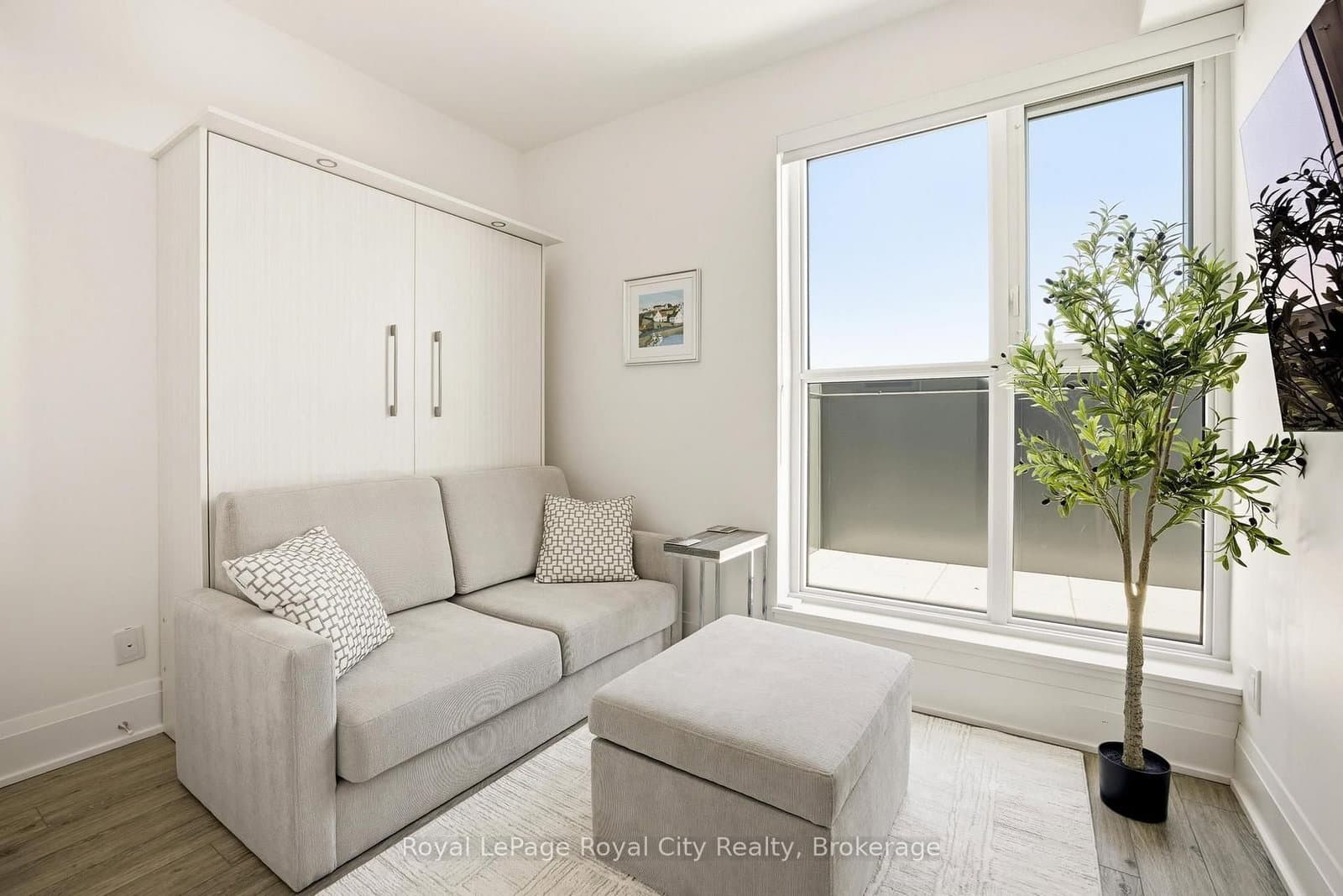 3071 Trafalgar Road, Unit 604 thumbnail 25