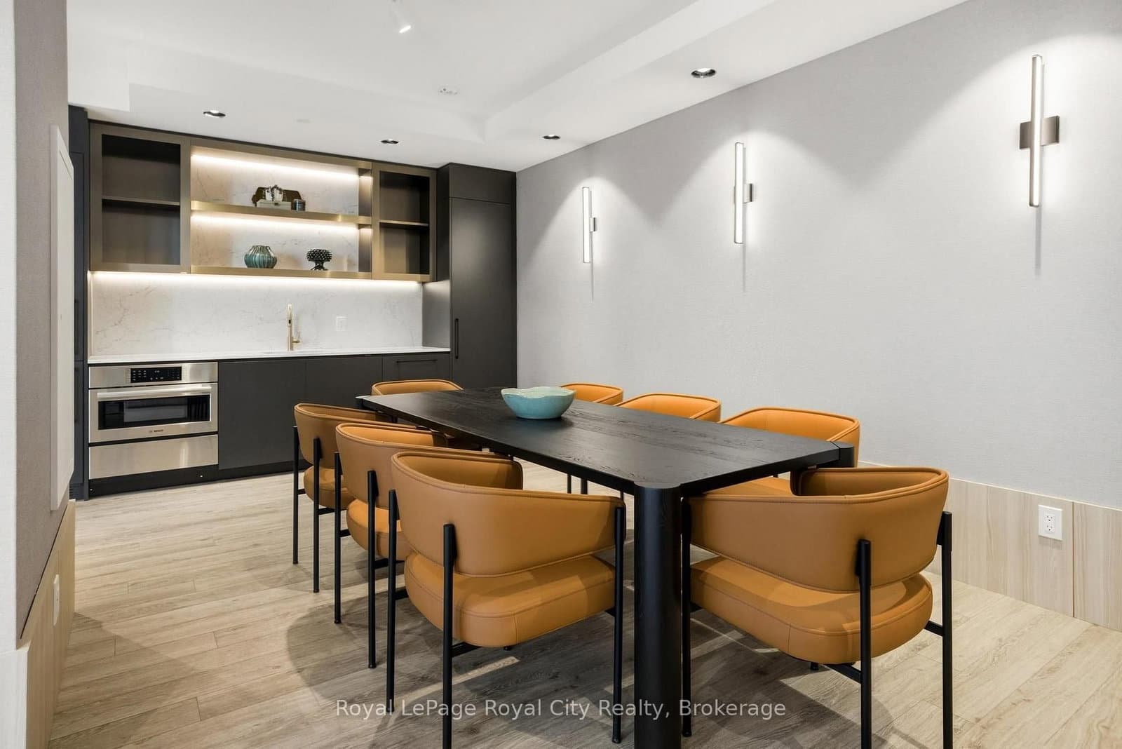 3071 Trafalgar Road, Unit 604 thumbnail 41