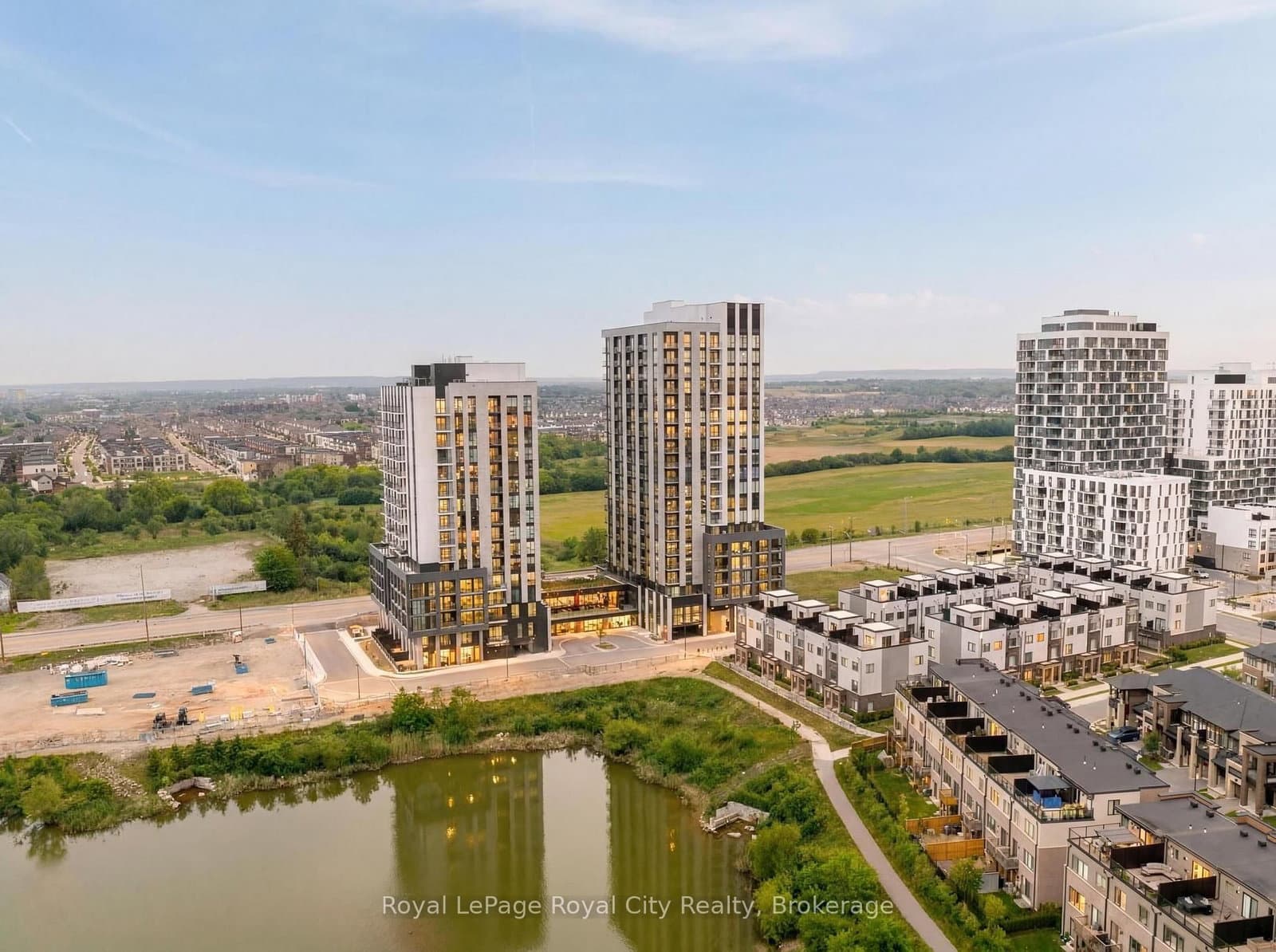 3071 Trafalgar Road, Unit 604 thumbnail 5