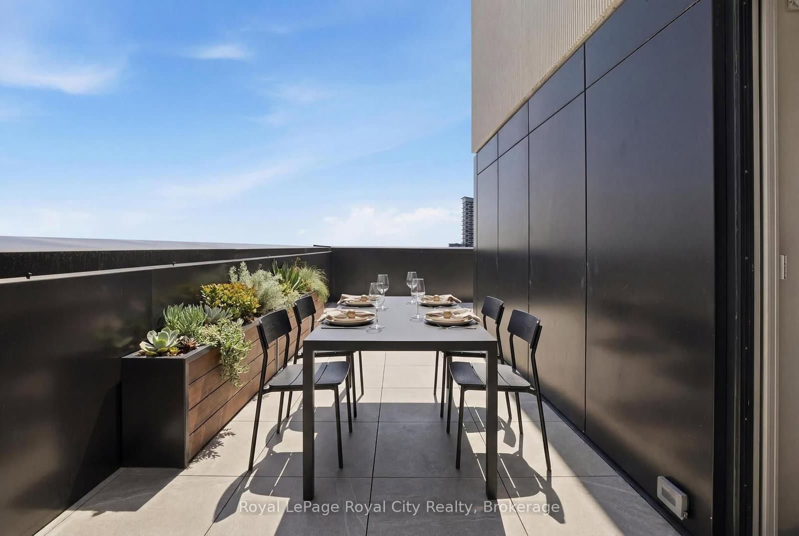 3071 Trafalgar Road, Unit 604 thumbnail 9
