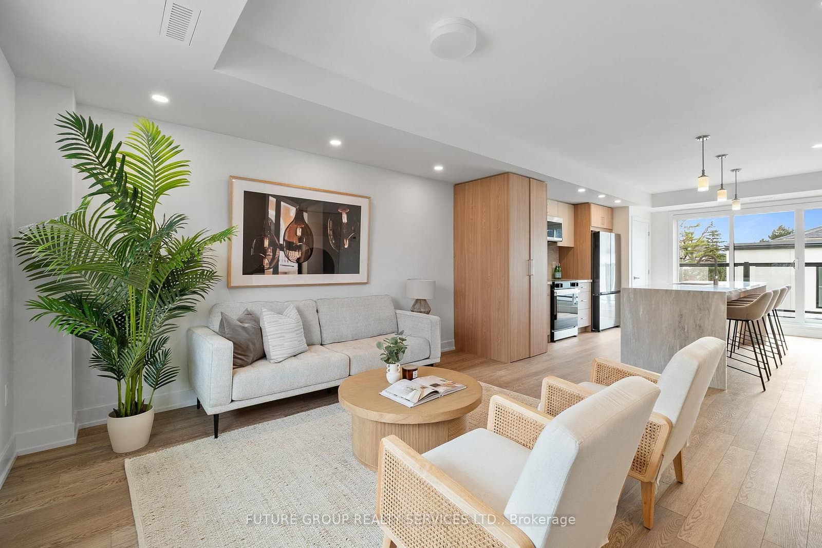 34 Poplar Avenue, Unit Unit 3 - Image 1