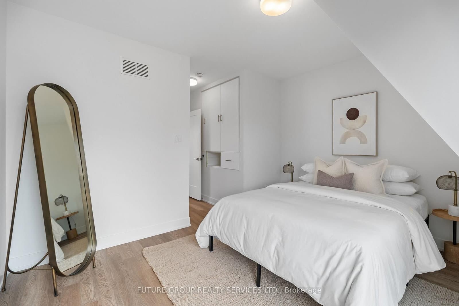 34 Poplar Avenue, Unit Unit 3 thumbnail 21