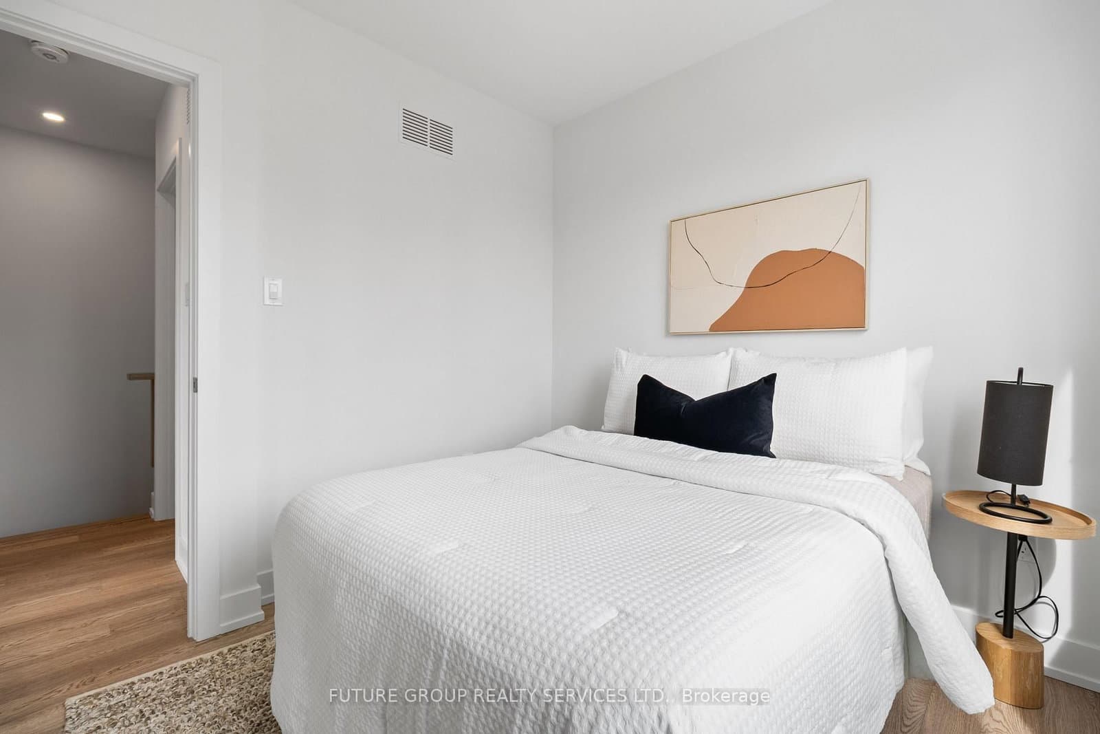 34 Poplar Avenue, Unit Unit 3 thumbnail 30