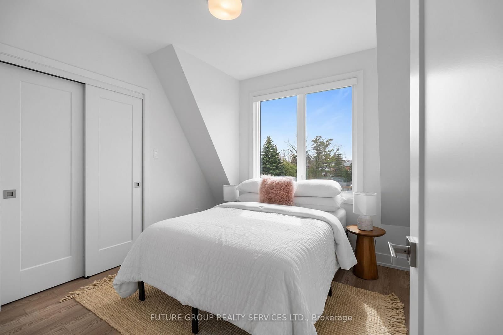 34 Poplar Avenue, Unit Unit 3 thumbnail 31