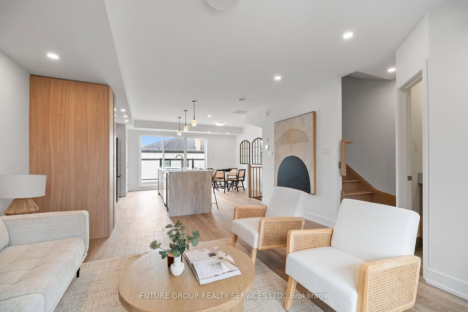 34 Poplar Avenue, Unit Unit 3 thumbnail 8