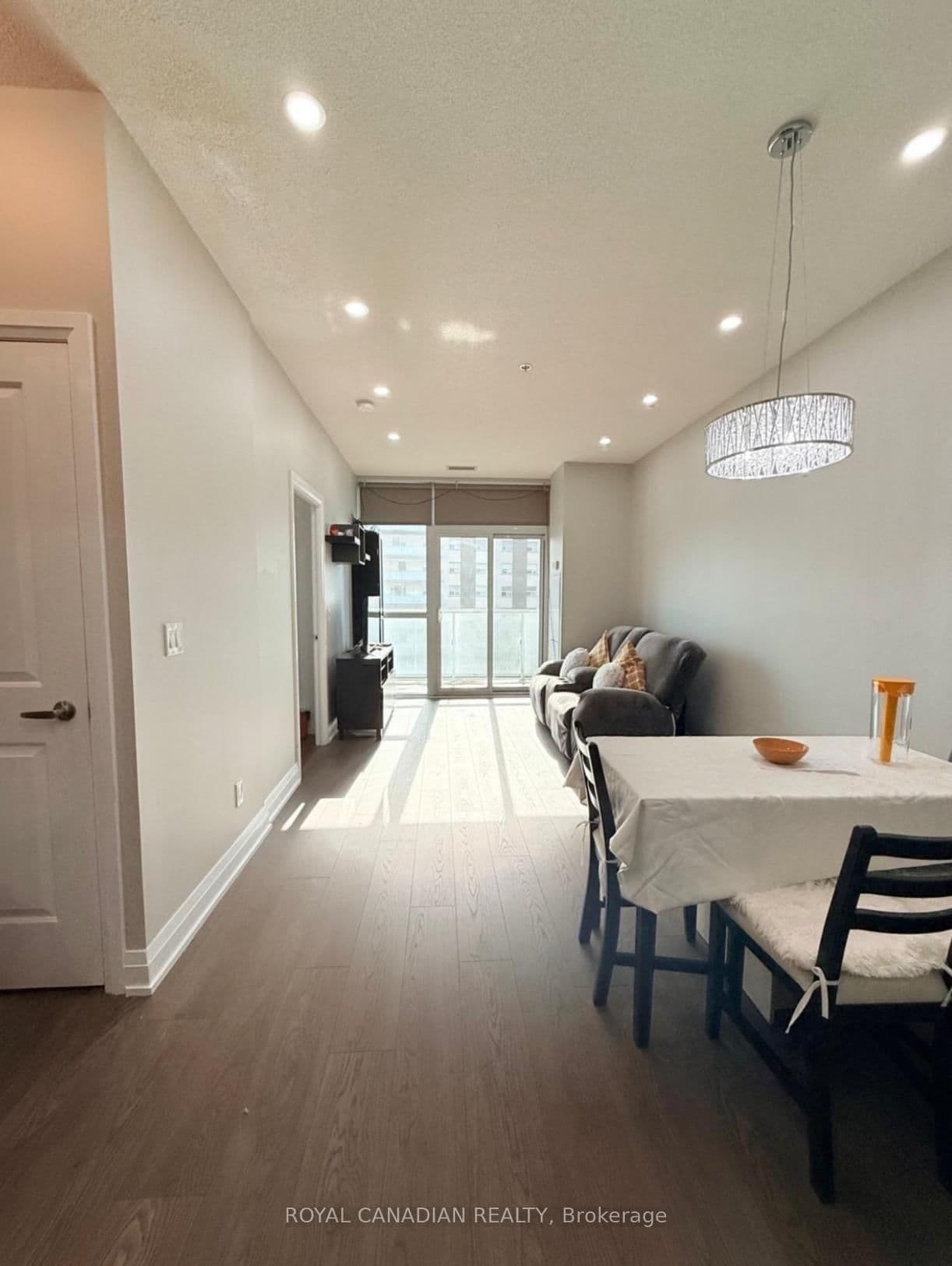 55 Speers Road, Unit 308 thumbnail 19