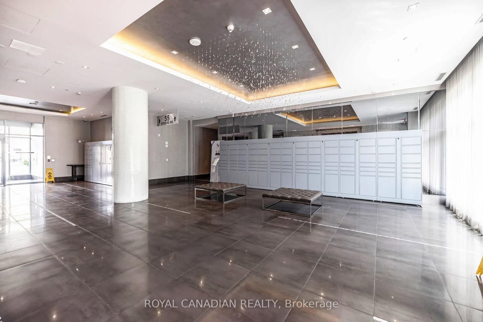 55 Speers Road, Unit 308 thumbnail 4