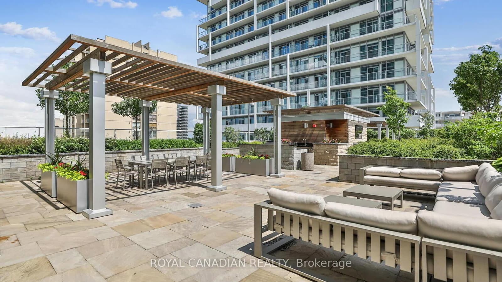 55 Speers Road, Unit 308 thumbnail 45