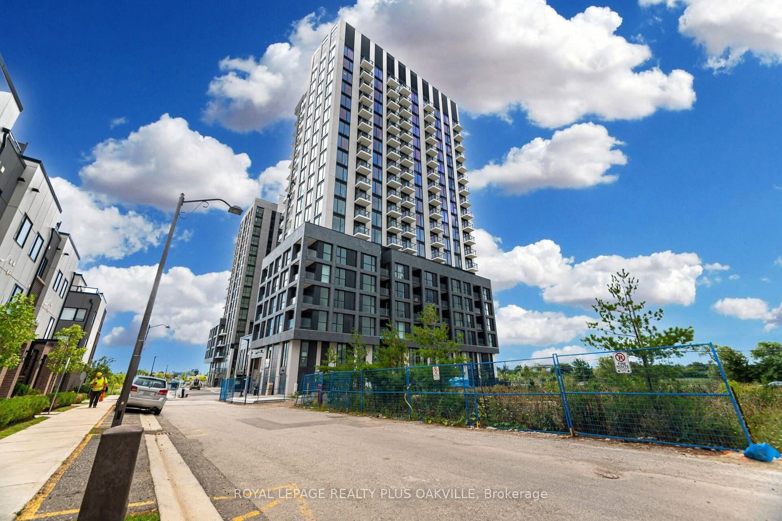 3079 Trafalgar Road, Unit 1509