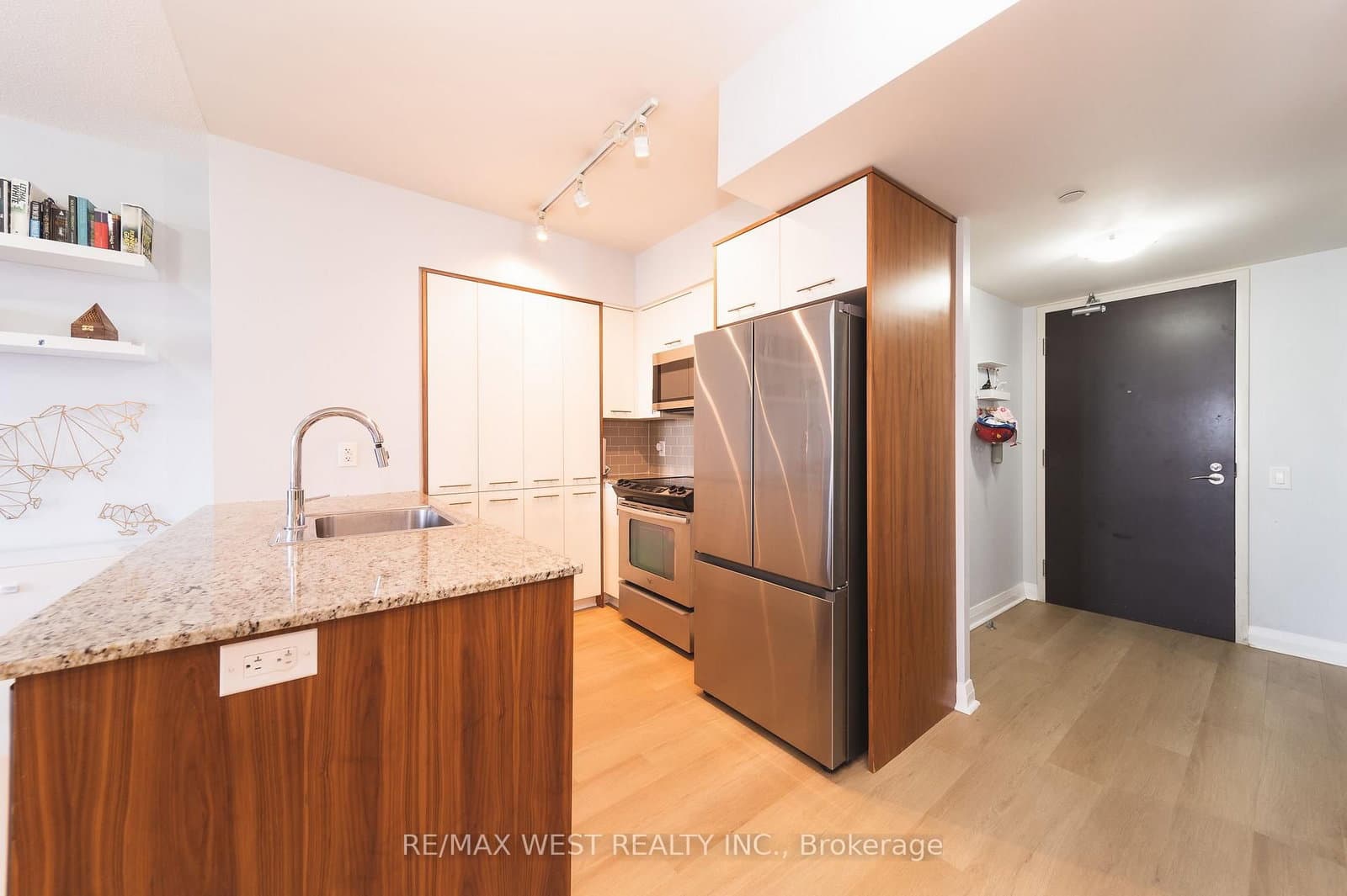 1 Valhalla Inn Road, Unit 1206 - Image 1