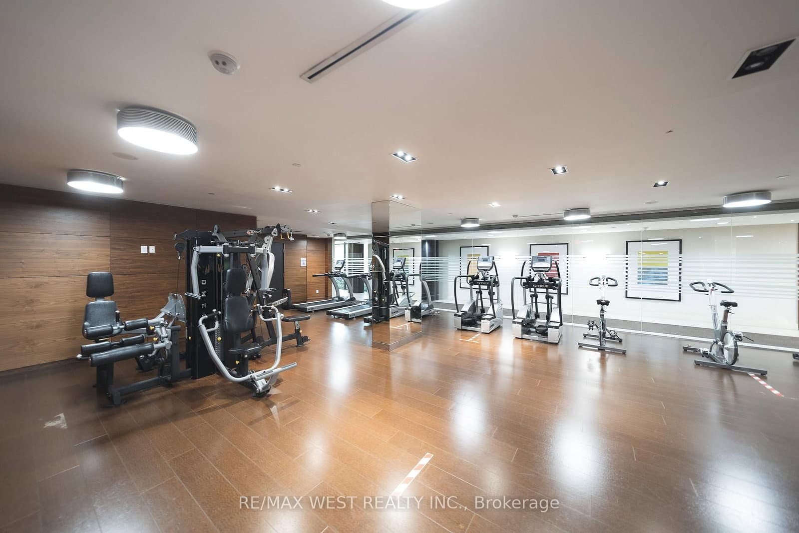 1 Valhalla Inn Road, Unit 1206 thumbnail 17