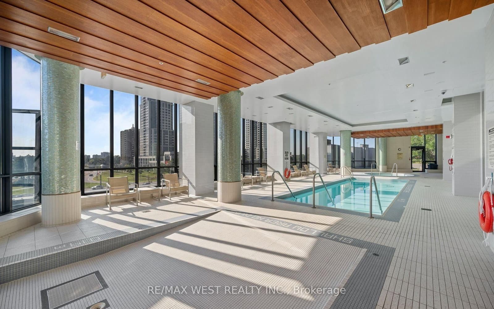 1 Valhalla Inn Road, Unit 1206 thumbnail 19
