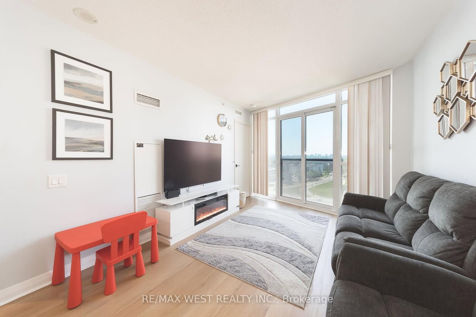 1 Valhalla Inn Road, Unit 1206 thumbnail 6