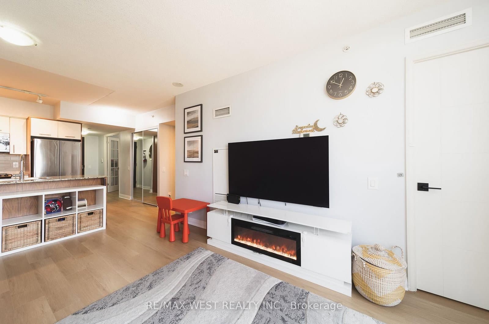 1 Valhalla Inn Road, Unit 1206 thumbnail 7