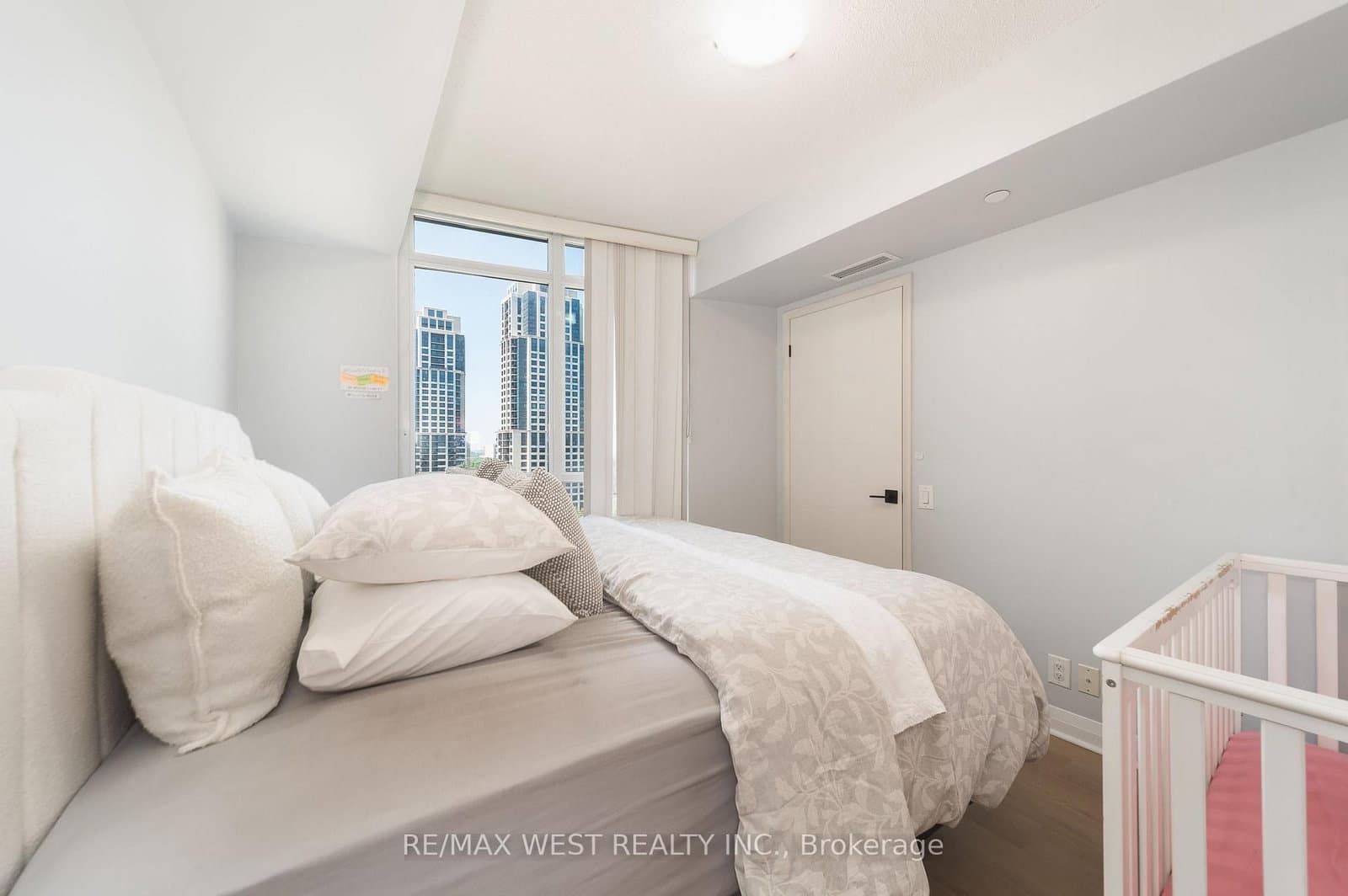 1 Valhalla Inn Road, Unit 1206 thumbnail 9