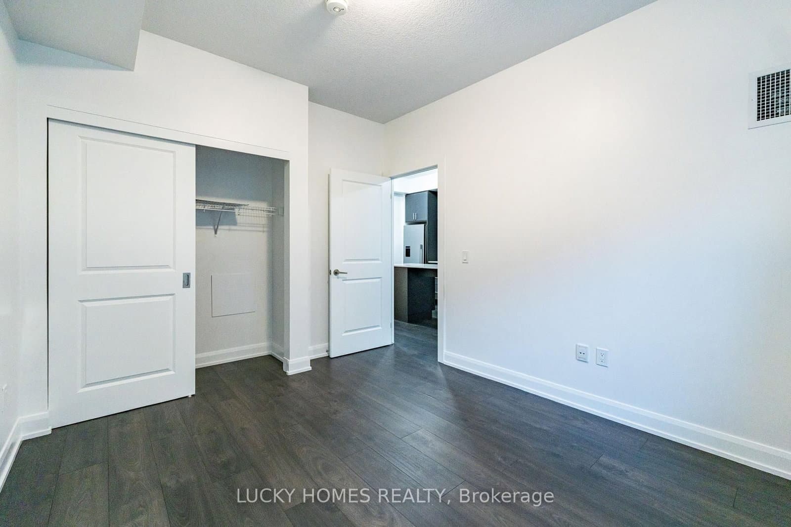 3220 William Coltson Avenue, Unit 315 thumbnail 17