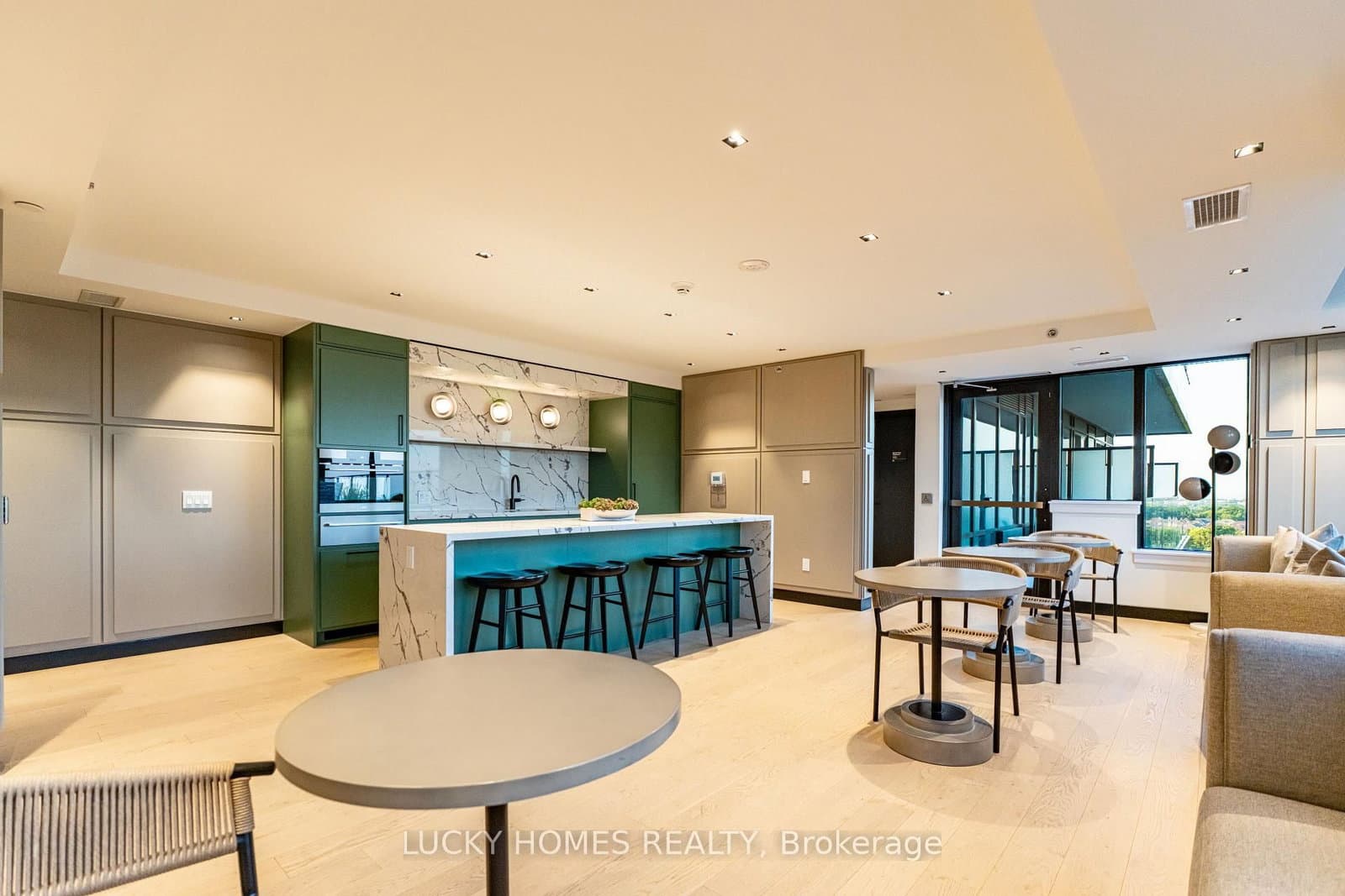 3220 William Coltson Avenue, Unit 315 thumbnail 22