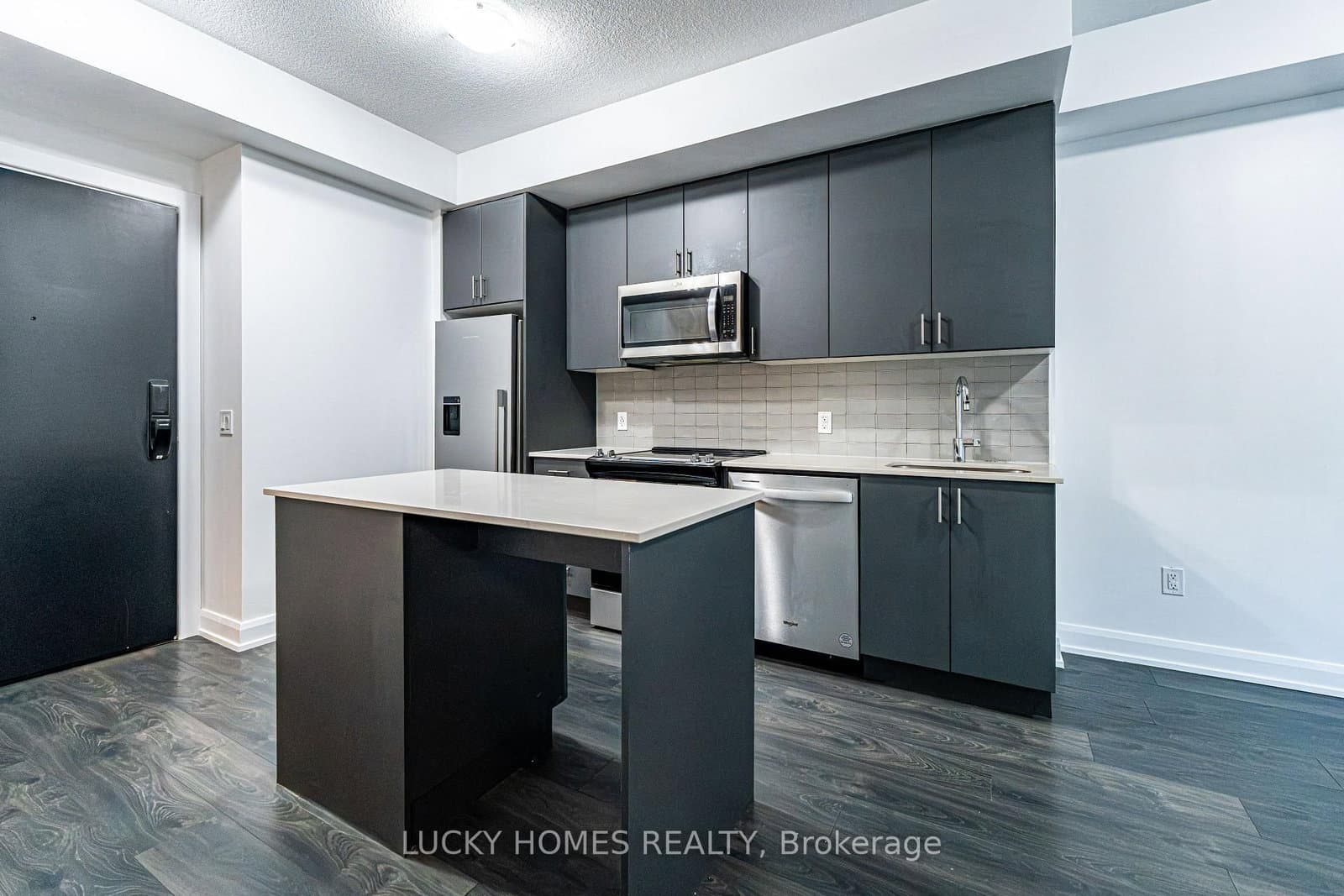 3220 William Coltson Avenue, Unit 315 thumbnail 6