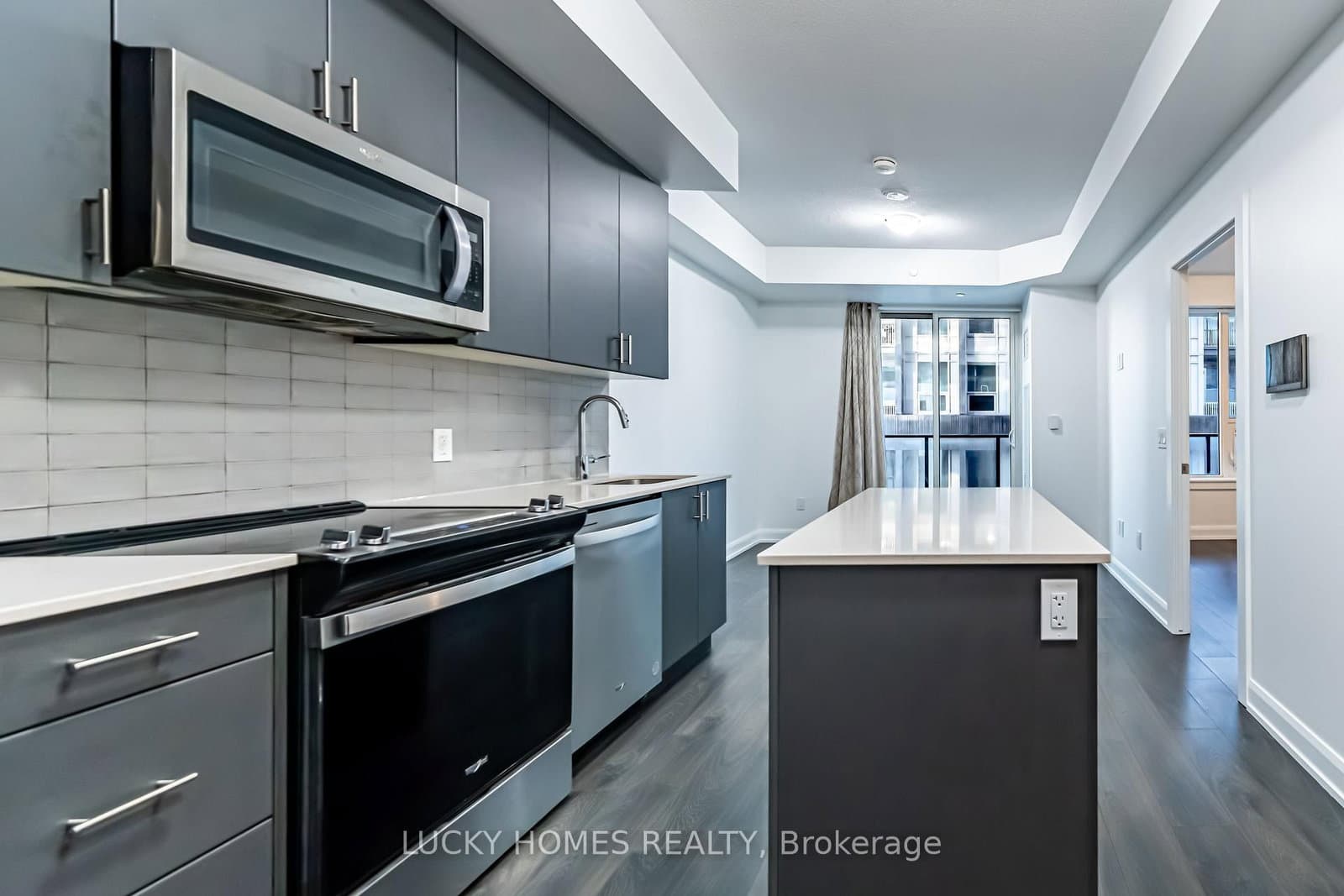 3220 William Coltson Avenue, Unit 315 thumbnail 7