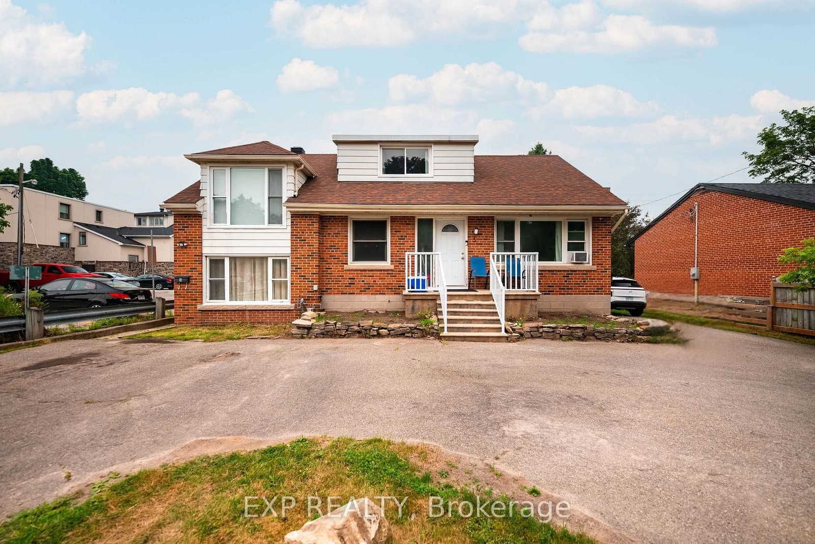 5 Fourth Avenue - Image 1