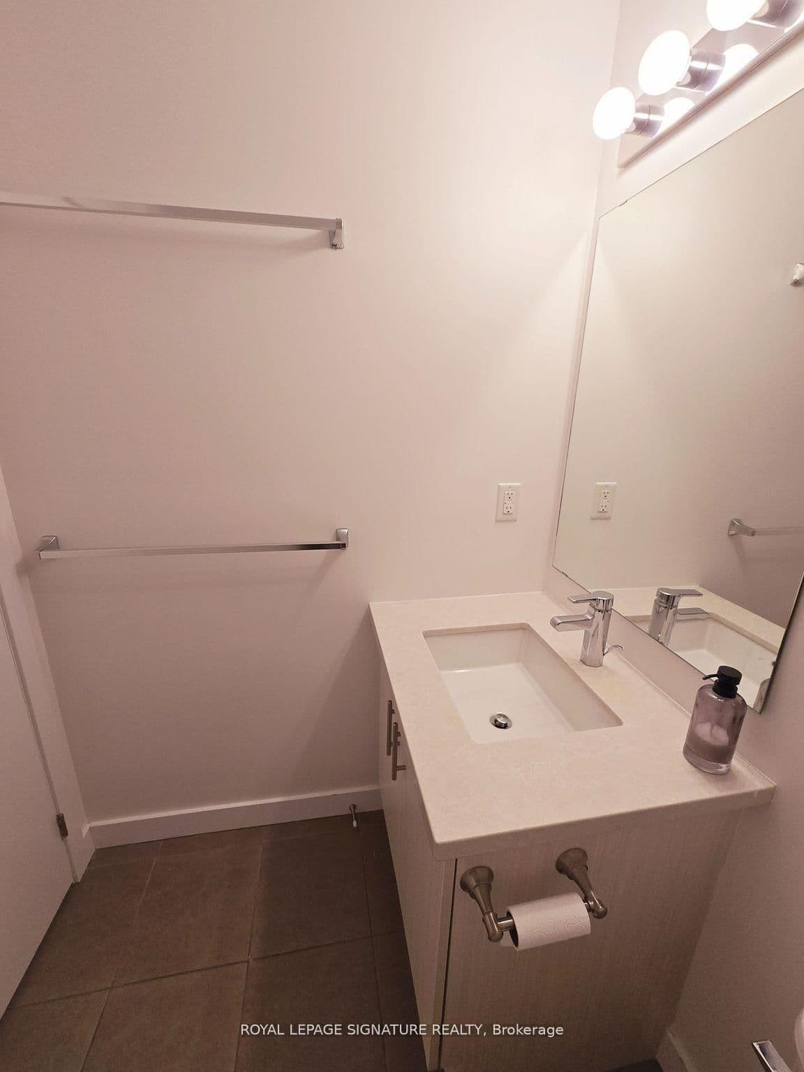 2486 Old Bronte Road, Unit 331 thumbnail 19