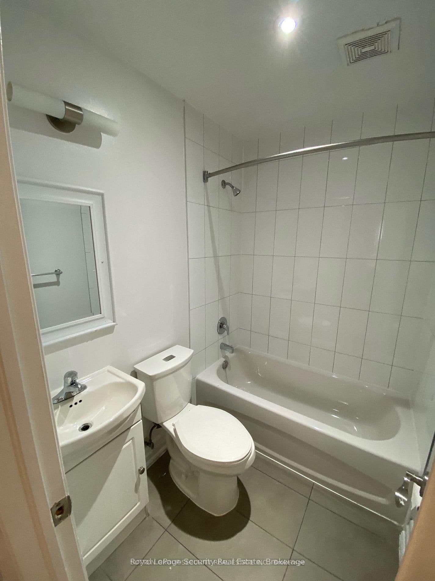 48 Station Road, Unit 2 thumbnail 10