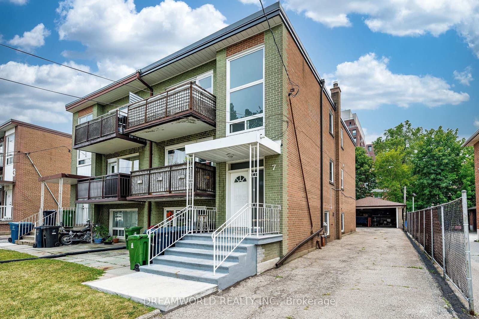 7 Diana Drive thumbnail 3