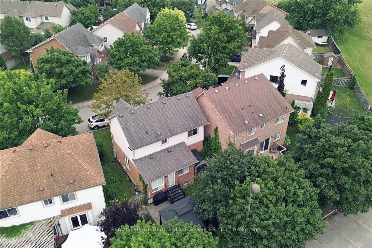 5185 Bunton Crescent thumbnail 19