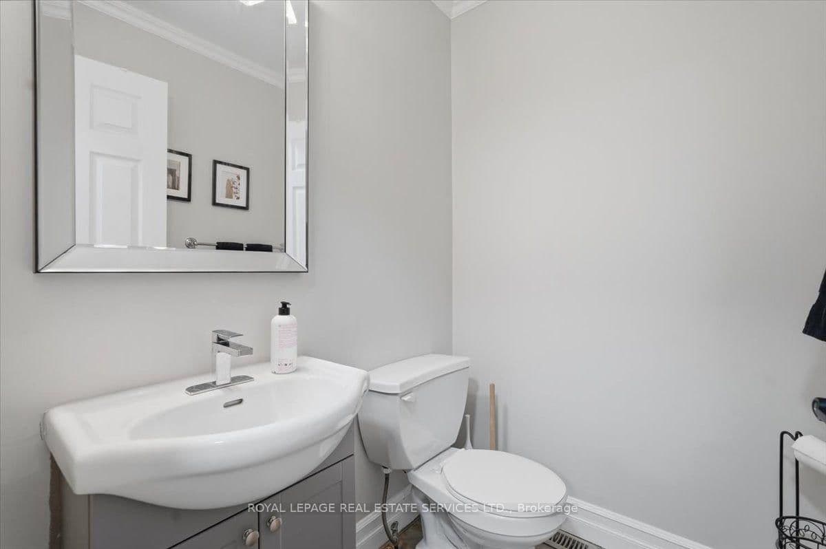 5185 Bunton Crescent thumbnail 8