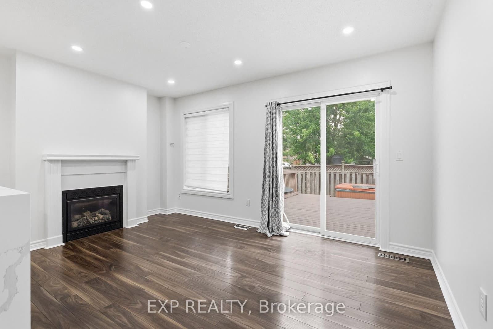 1015 Borden Lane thumbnail 14