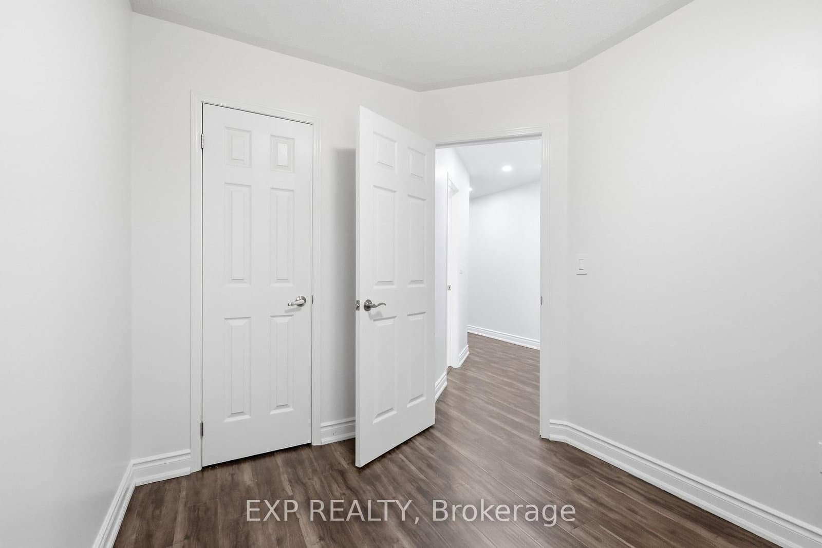 1015 Borden Lane thumbnail 19