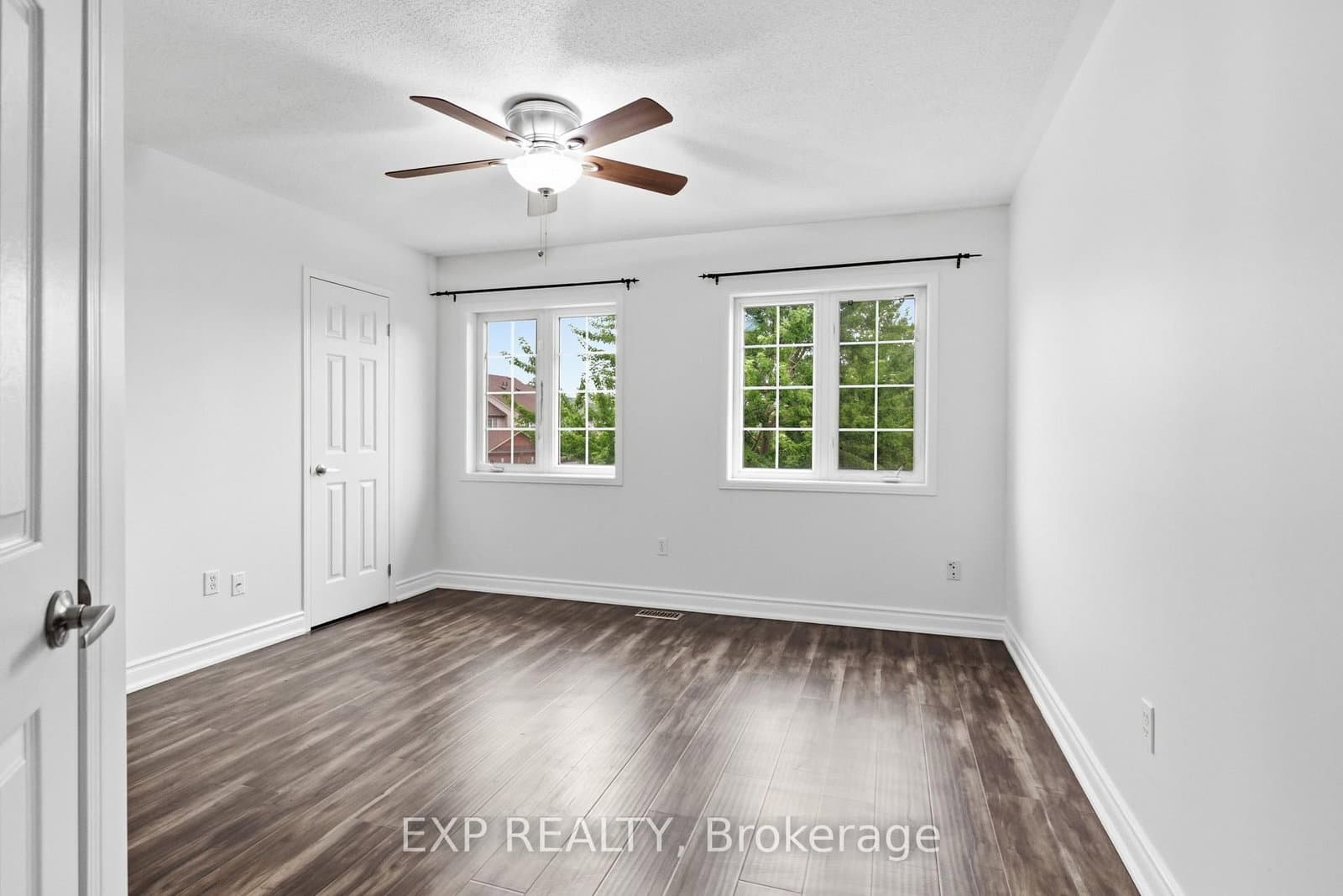 1015 Borden Lane thumbnail 29