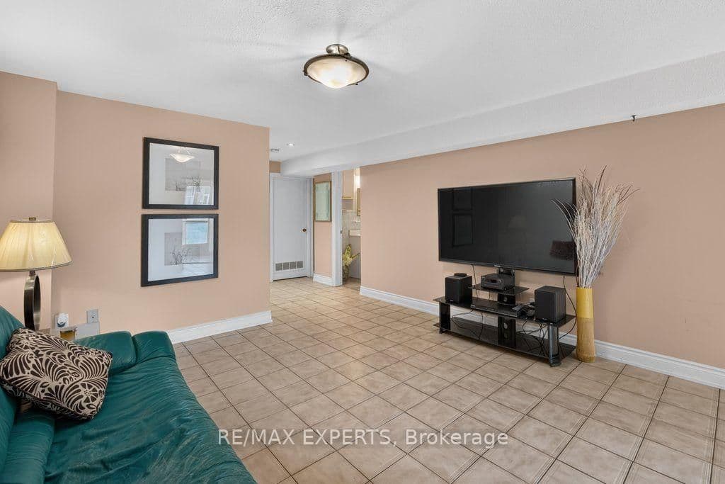 32 Firenza Drive thumbnail 22