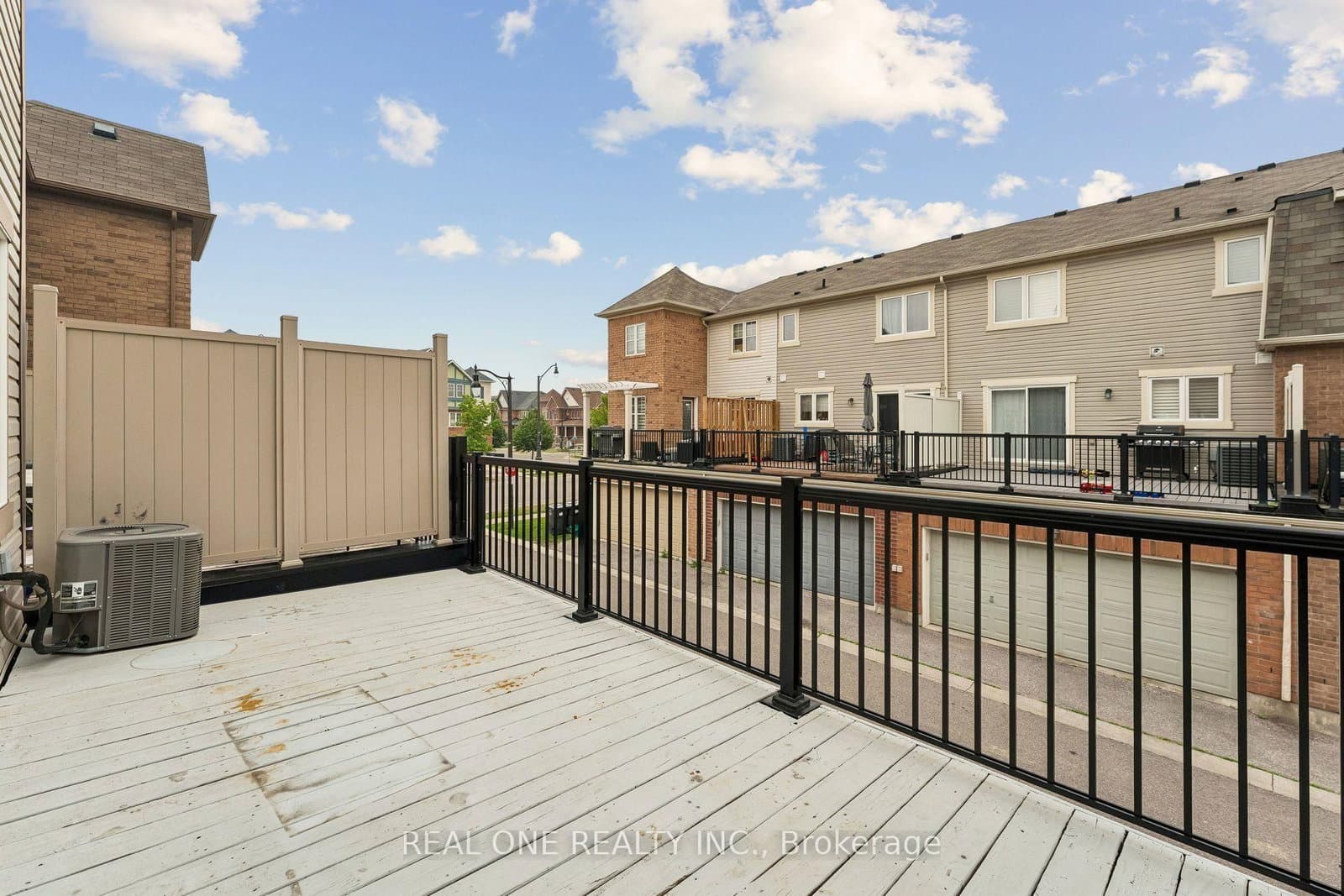 30 Henneberry Lane thumbnail 33