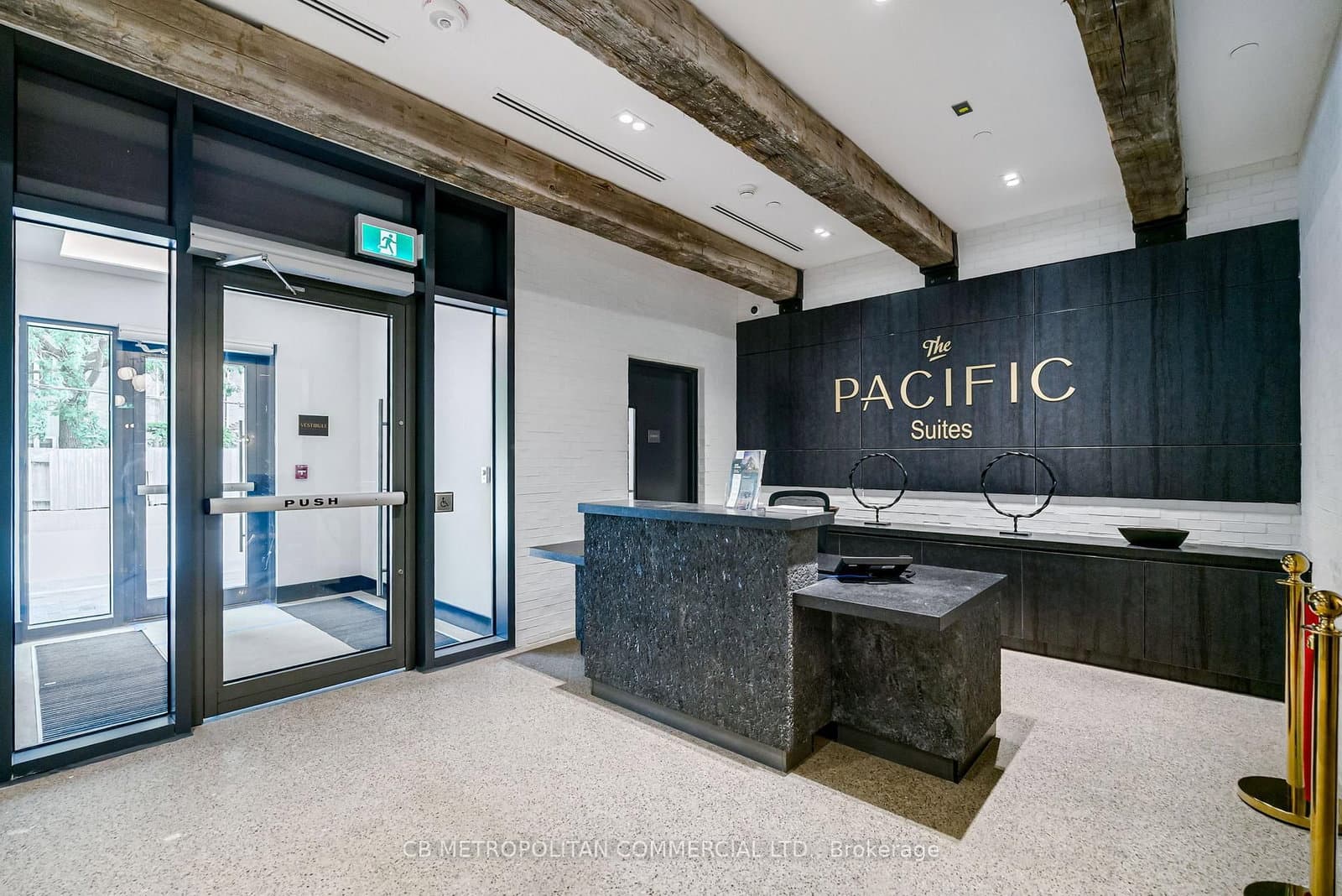 2946 Dundas Street West Street W, Unit 409 thumbnail 2